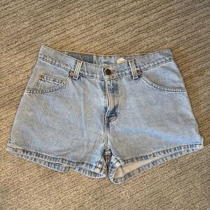 Levi Vintage 912 Shorts, Size 7